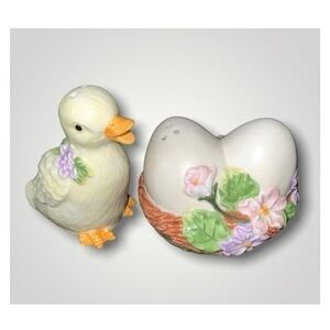 Avon Vintage Springtime Eggs In A Basket & A Duck Salt & Pepper Shakers